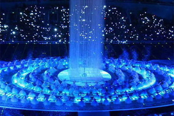 科技館用全息投影技術(shù)，打造震撼視覺(jué)體驗(yàn)